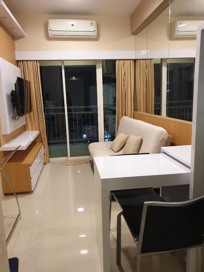 Cosmy Tanglin Apartment Surabaya Exteriör bild